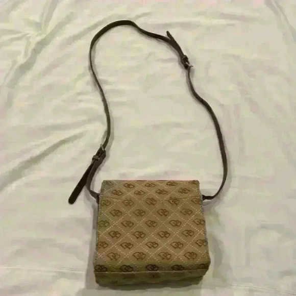Dooney and Bourke Square logo Crossbody Bag - Picture 2 of 9